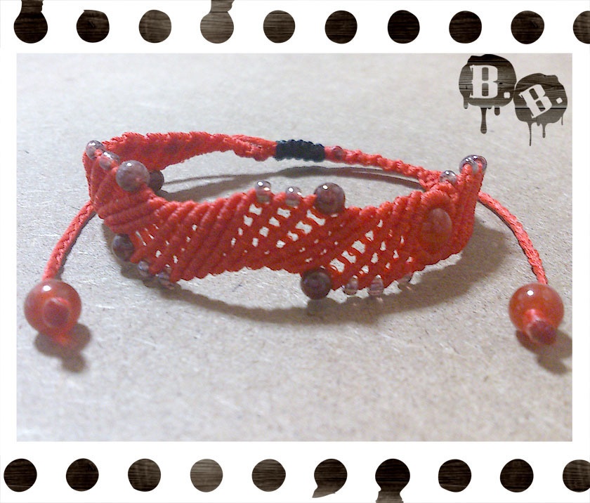 【夏向けライトカラー】ウェーブウェブブレスレット【レッドアゲート】【レッドコード】【ハンドメイドアクセサリー】
