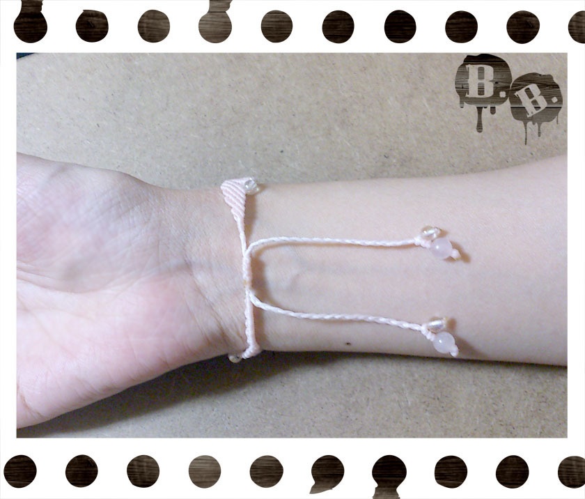 【夏向けライトカラー】ウェーブウェブブレスレット【ローズオーラ】【ライトピンクコード】【ハンドメイドアクセサリー】