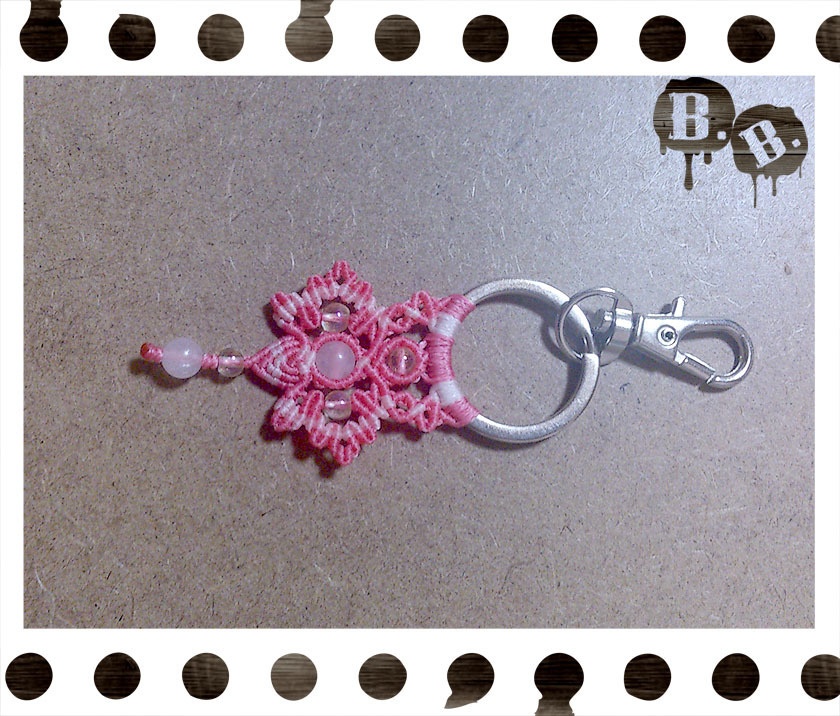 【夏向けライトカラー】玉蝶のキーホルダー【5色】【ハンドメイドアクセサリー】