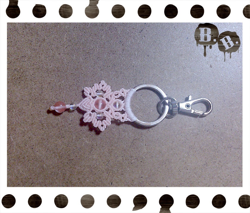 【夏向けライトカラー】玉蝶のキーホルダー【5色】【ハンドメイドアクセサリー】