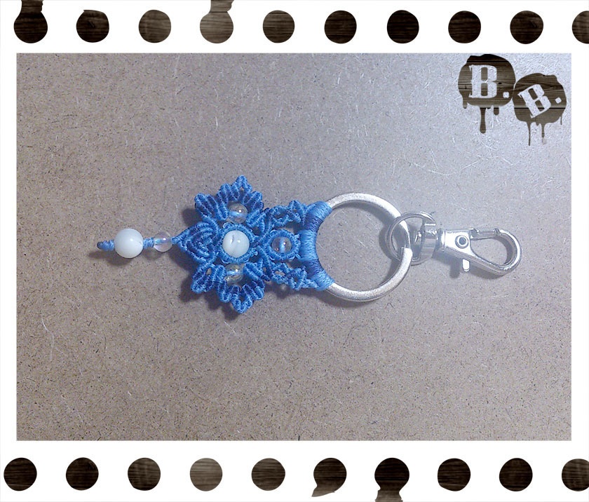 【夏向けライトカラー】玉蝶のキーホルダー【5色】【ハンドメイドアクセサリー】