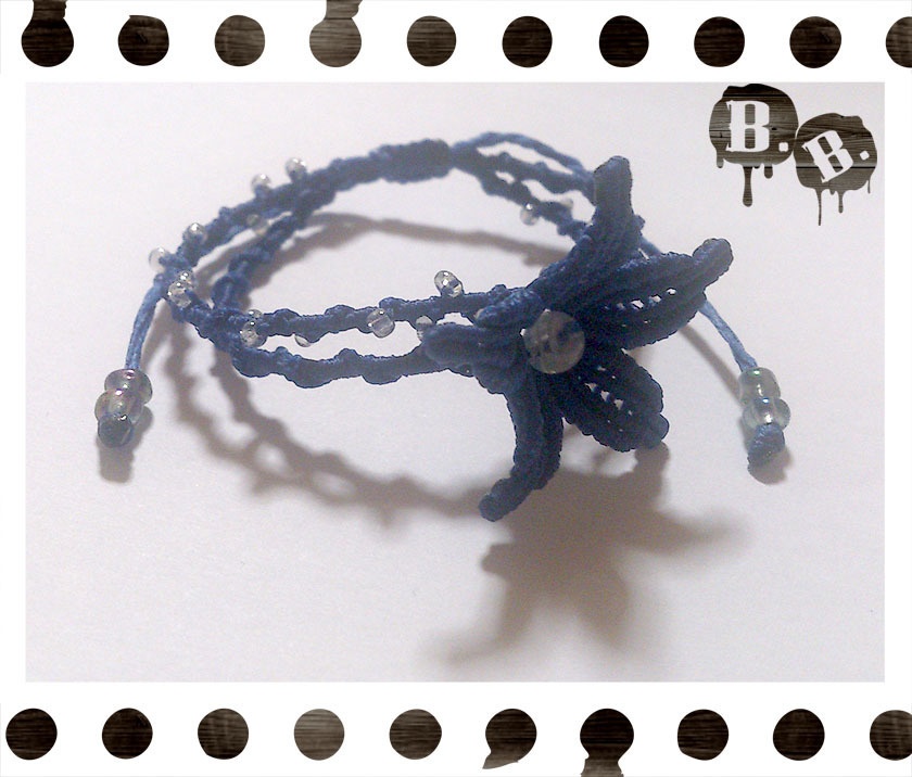 星花と朝露のブレスレット【ラブラドライト】【ロイヤルブルーコード】【ハンドメイドアクセサリー】