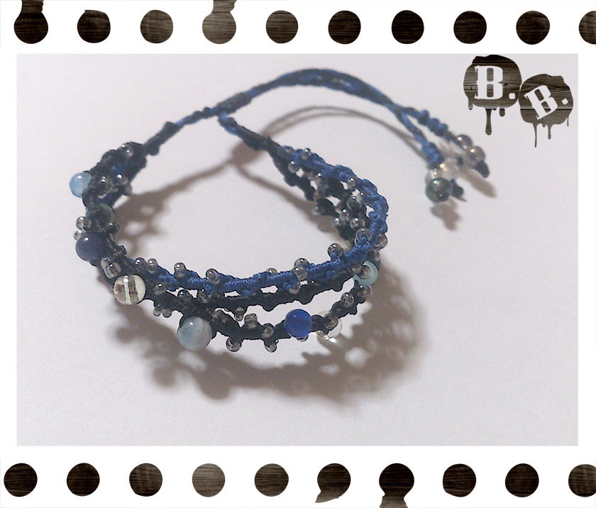 深海のブレスレット【マルチストーン】【ブラックxロイヤルブルー】【ハンドメイドアクセサリー】