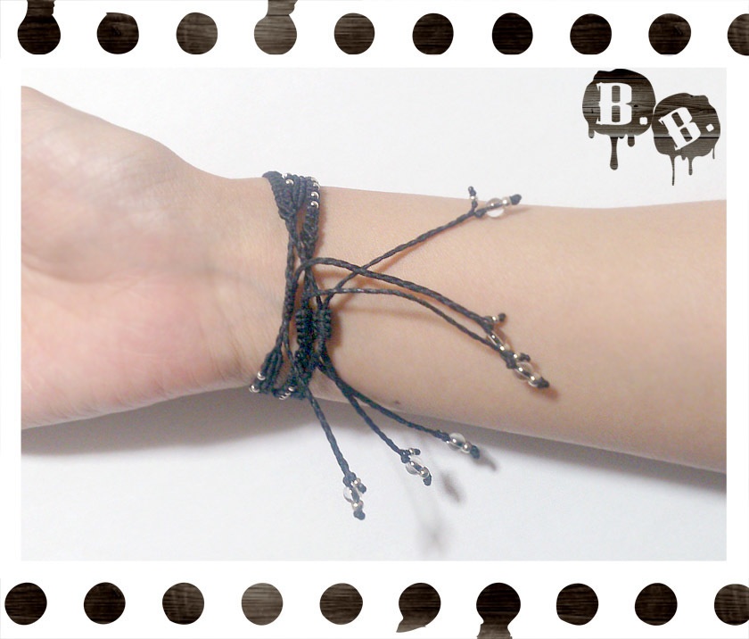 デザイン三連ブレスレットセット【ヘマタイトシルバー】【ブラックコード】【ハンドメイドアクセサリー】