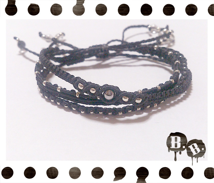 デザイン三連ブレスレットセット【ヘマタイトシルバー】【ブラックコード】【ハンドメイドアクセサリー】