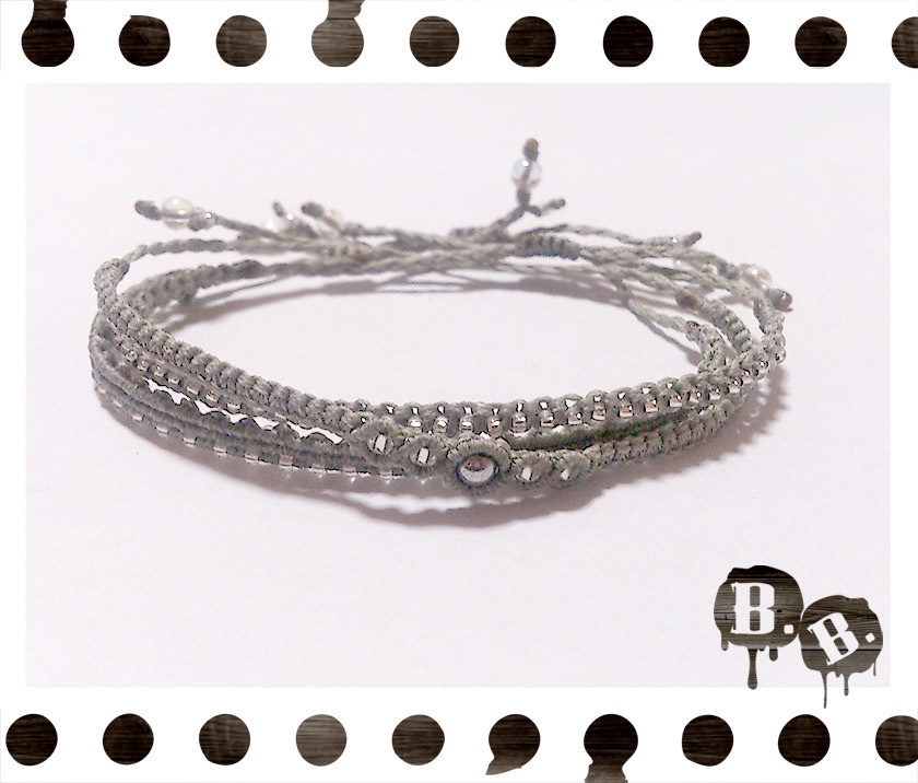 デザイン三連ブレスレットセット【ヘマタイトシルバー】【シルバーグレーコード】【ハンドメイドアクセサリー】