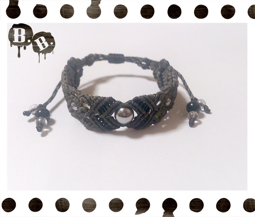 デザインブレスレット/ワイド【ヘマタイトシルバー】【ダークオリーブxブラック】【ハンドメイドアクセサリー】