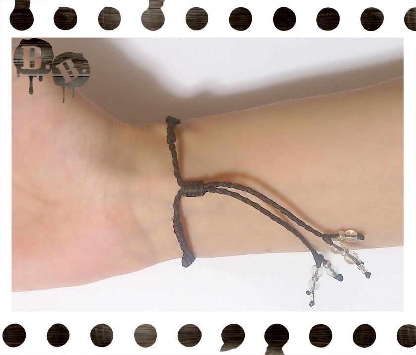 クラウンブレス【ブラックルナフラッシュ】【ブラック】【ハンドメイドアクセサリー】