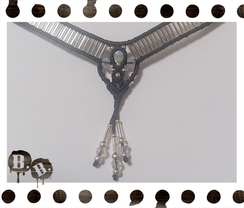 モノトーンネックレス【ムーンストーン】【ブラック】【ハンドメイドアクセサリー】