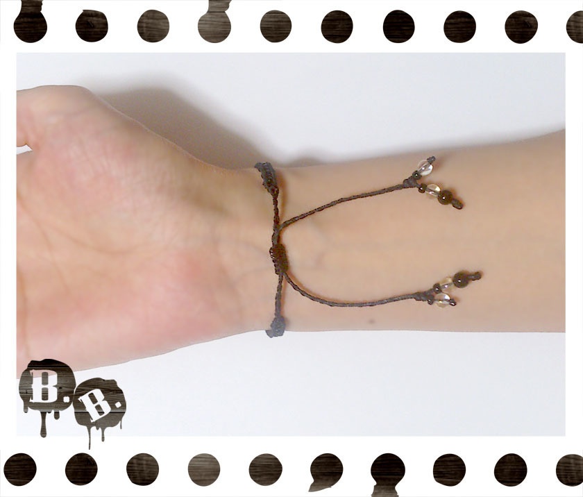 ラインブレスレット【オニキス】【ブラックコード】【ハンドメイドアクセサリー】