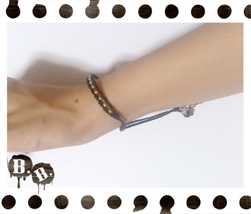 ドットブレスレット【オニキス】【ブラックコード】【ハンドメイドアクセサリー】