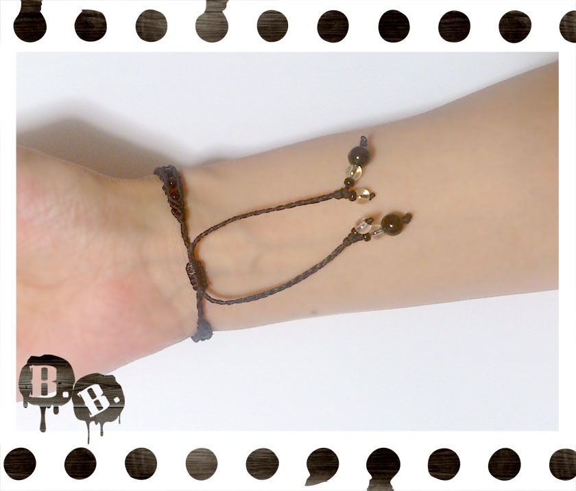 ドットブレスレット【オニキス】【ブラックコード】【ハンドメイドアクセサリー】