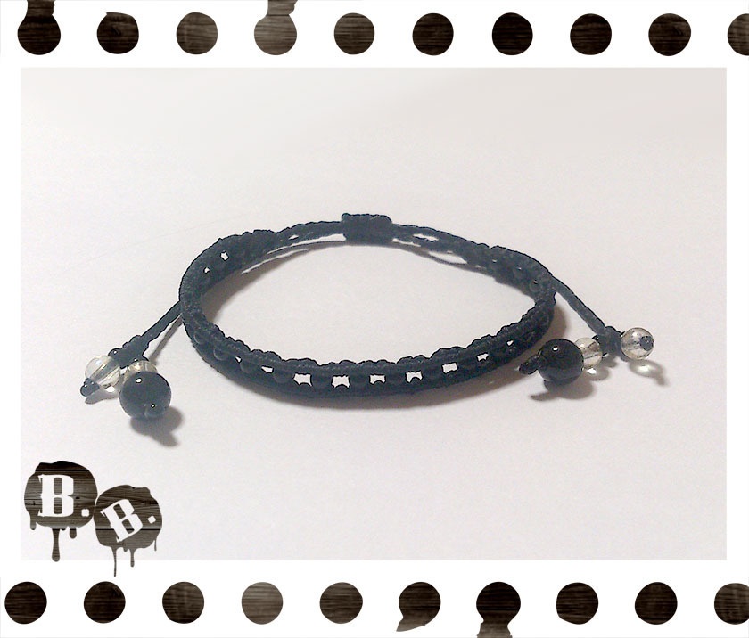 ドットブレスレット【オニキス】【ブラックコード】【ハンドメイドアクセサリー】