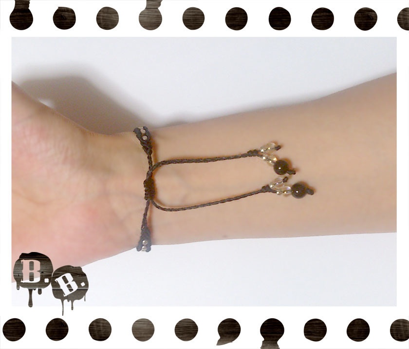 ドットブレスレット【オニキス】【ブラックコード】【ハンドメイドアクセサリー】