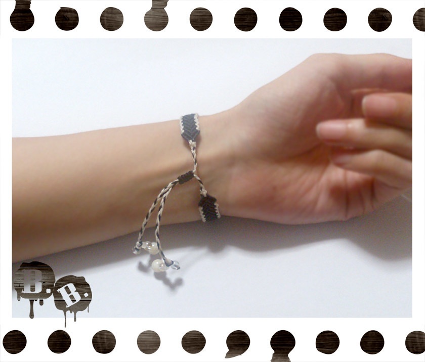 アウトラインブレス【マルチストーン】【マルチカラーコード】【ハンドメイドアクセサリー】