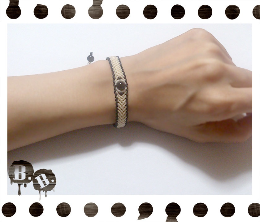 アウトラインブレス【マルチストーン】【マルチカラーコード】【ハンドメイドアクセサリー】