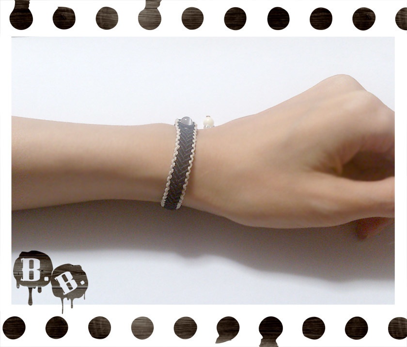 アウトラインブレス【マルチストーン】【マルチカラーコード】【ハンドメイドアクセサリー】