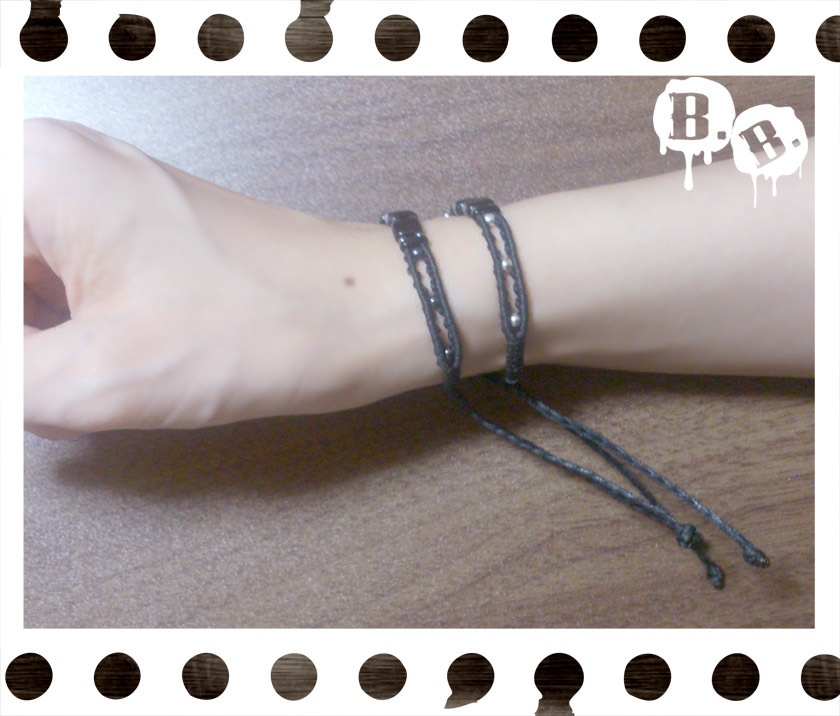 コネクトブレスレット【チェコガラスビーズ】【ブラックコード】【ハンドメイドアクセサリー】