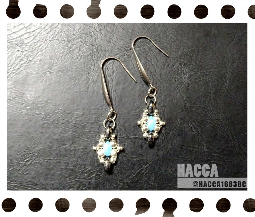 ミニチュアドロップクロスピアス\ノンホールピアスセット【チェコビーズ】【ハンドメイドアクセサリー】