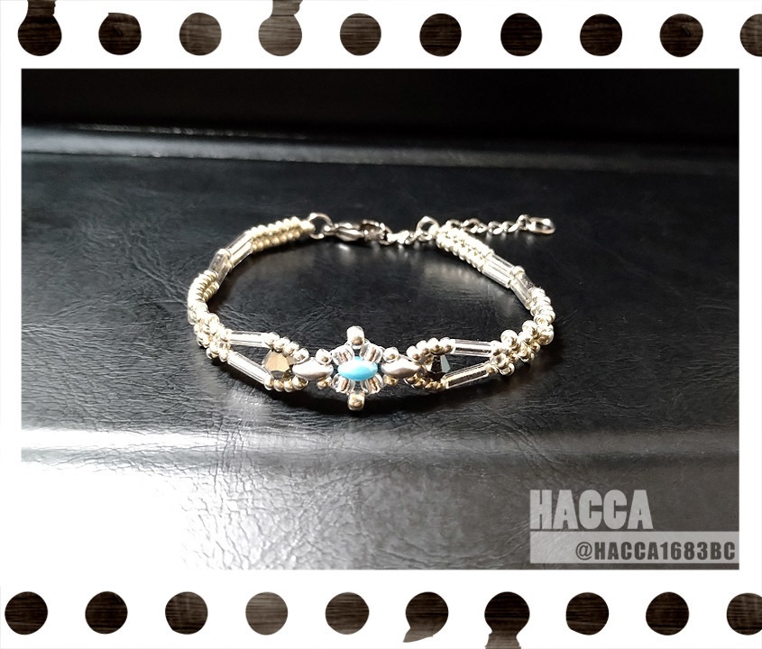 シルバーオベリスクビーズブレスレット【チェコビーズ】【ハンドメイドアクセサリー】