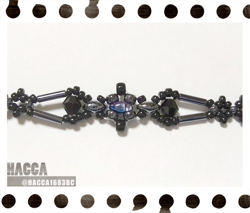 ブラックオベリスクビーズブレスレット【チェコビーズ】【ハンドメイドアクセサリー】