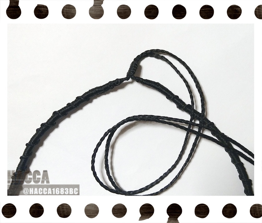 クィーンブルーネックレス【ブラックコード】【大粒ラインストーン】【ハンドメイドアクセサリー】