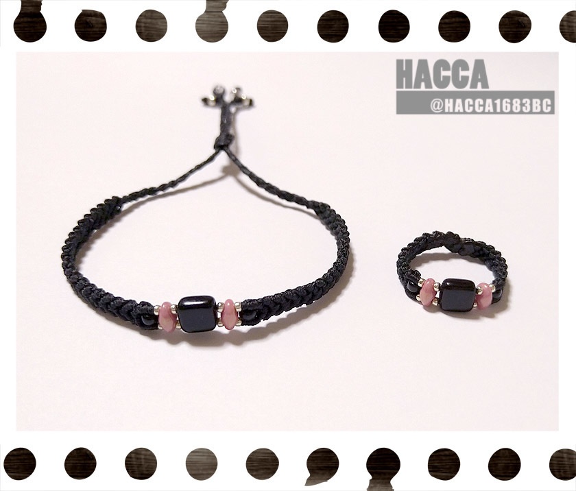 ブラックスクエアアクセサリーセット【ブレスレット/リング】【ブラックコード】【チェコビーズ】【ハンドメイドアクセサリー】