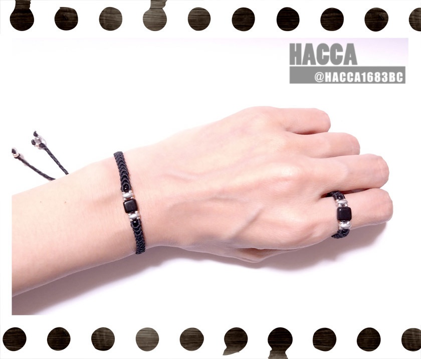 ブラックスクエアアクセサリーセット【ブレスレット/リング】【ブラックコード】【チェコビーズ】【ハンドメイドアクセサリー】