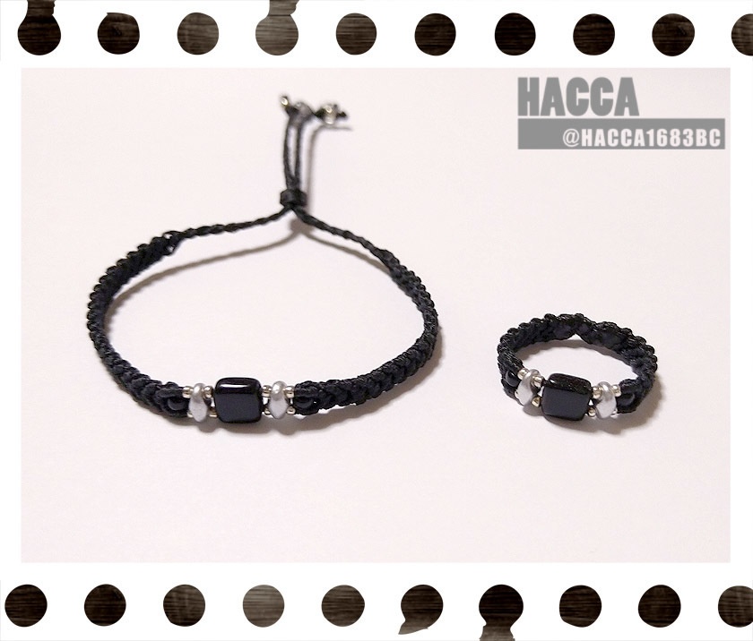 ブラックスクエアアクセサリーセット【ブレスレット/リング】【ブラックコード】【チェコビーズ】【ハンドメイドアクセサリー】