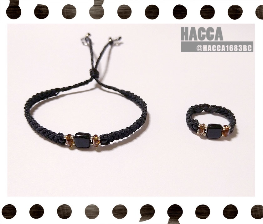ブラックスクエアアクセサリーセット【ブレスレット/リング】【ブラックコード】【チェコビーズ】【ハンドメイドアクセサリー】