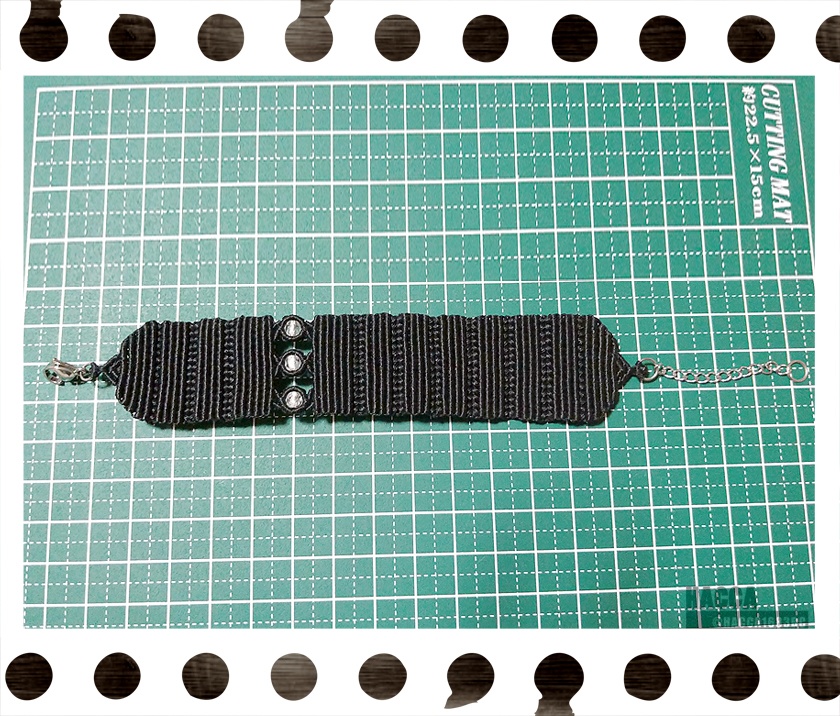 カフスブレスレット【ワックスコード】【チェコビーズ】【ハンドメイドアクセサリー】