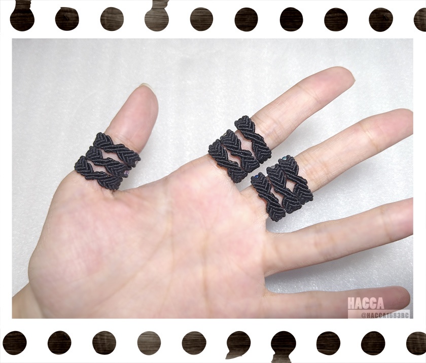 三連ビーズラインリング【ワックスコード】【ガラスビーズ】【ハンドメイドアクセサリー】