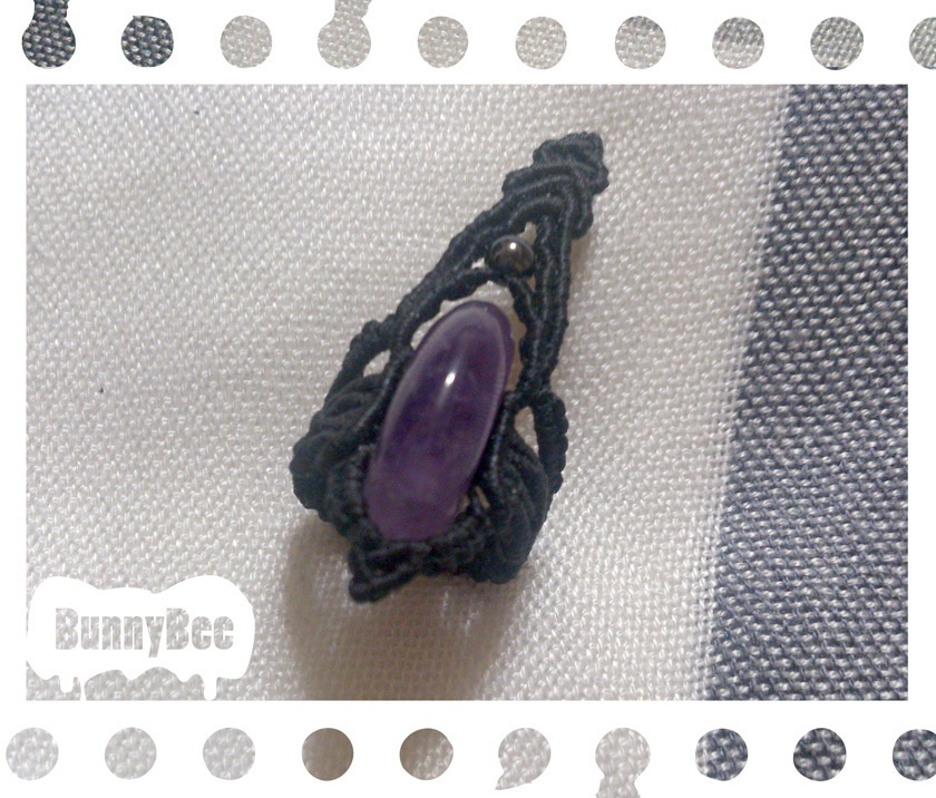 クロスクロウリング【アメジスト】【ブラックコード】【ハンドメイドアクセサリー】