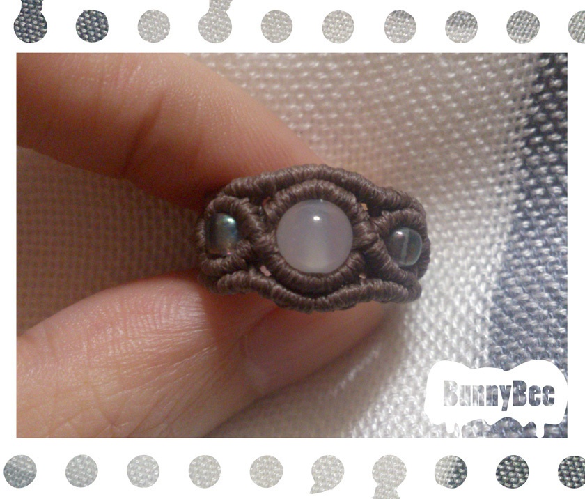 リング【ホワイトアゲート】【ブラウンコード】【ハンドメイドアクセサリー】