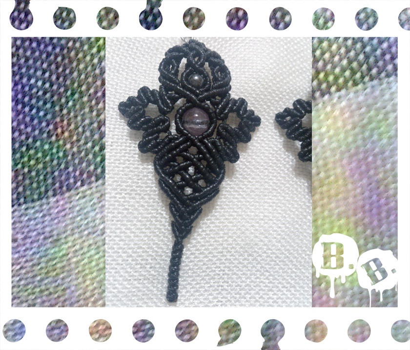 蝶蜂のピアスセット【ラベンダーアメジスト】【ブラックコード】【ハンドメイドアクセサリー】