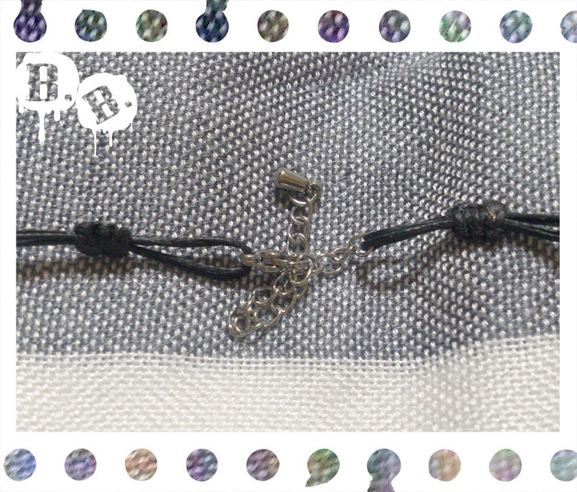 番の蝶蜂ネックレス(チョーカー)【ローズクォーツ】【ブラックコード】【ハンドメイドアクセサリー】