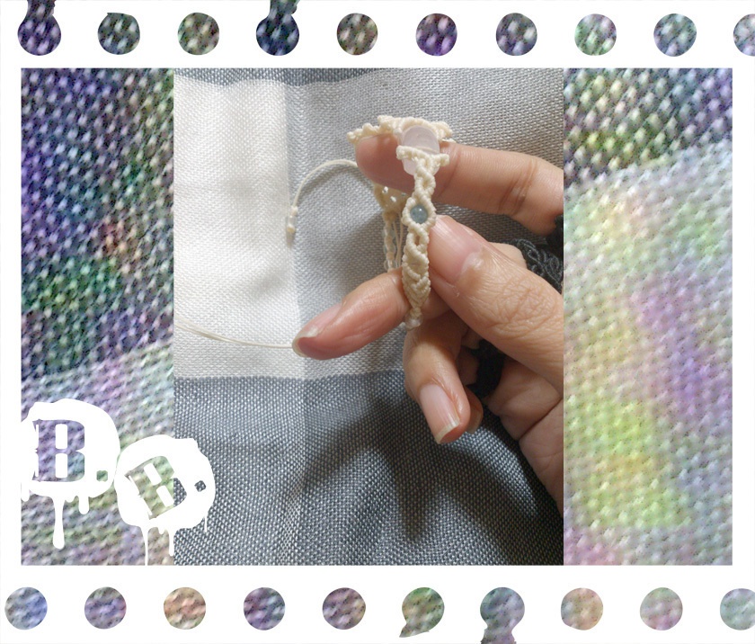 【アシンメトリー】蝶蜂のブレスレット【ローズクォーツ】【ナチュラルホワイトコード】【ハンドメイドアクセサリー】