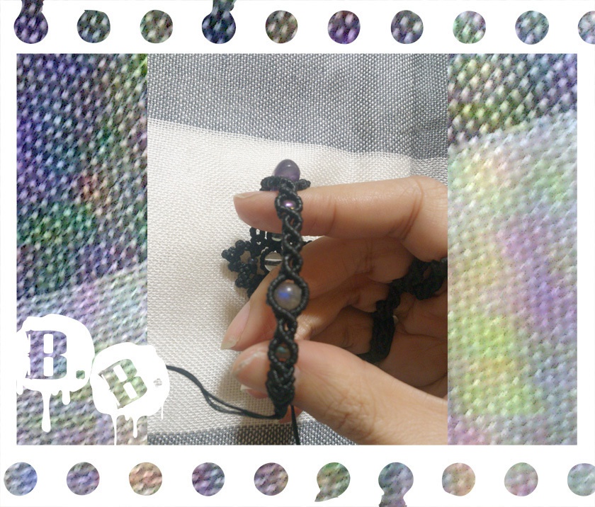 【アシンメトリー】蝶蜂のブレスレット【ラベンダーアメジスト】【ブラックコード】【ハンドメイドアクセサリー】