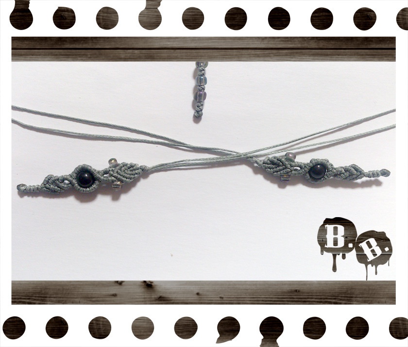 番の蝶蜂ネックレス(チョーカー)【ローズオーラ】【グレーコード】【ハンドメイドアクセサリー】