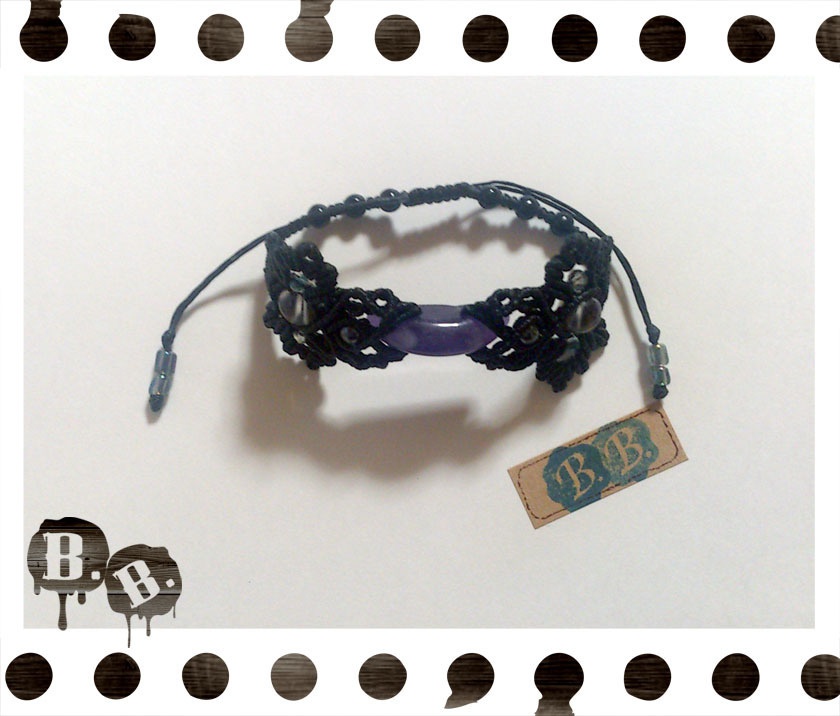 番の尾長蝶蜂ブレスレット【シルバーパープルオーラ】【ブラックコード】【ハンドメイド】【ハンドメイドアクセサリー】