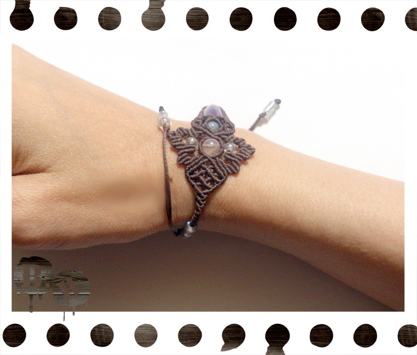 【アシンメトリー】蝶蜂のブレスレット【ローズオーラ】【ブラウンコード】【ハンドメイドアクセサリー】