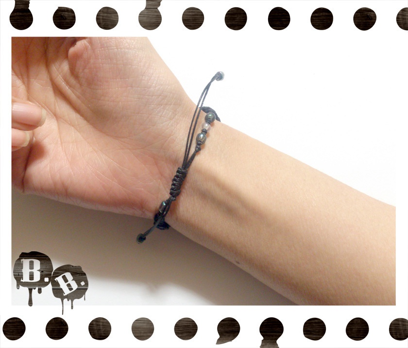 【アシンメトリー】蝶蜂のブレスレット【ローズクォーツ】【ブラックコード】【ハンドメイドアクセサリー】