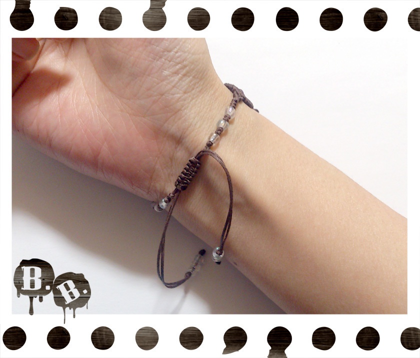 番の蝶蜂ブレスレット【カーネリアンオーラ】【ブラウンコード】【ハンドメイドアクセサリー】