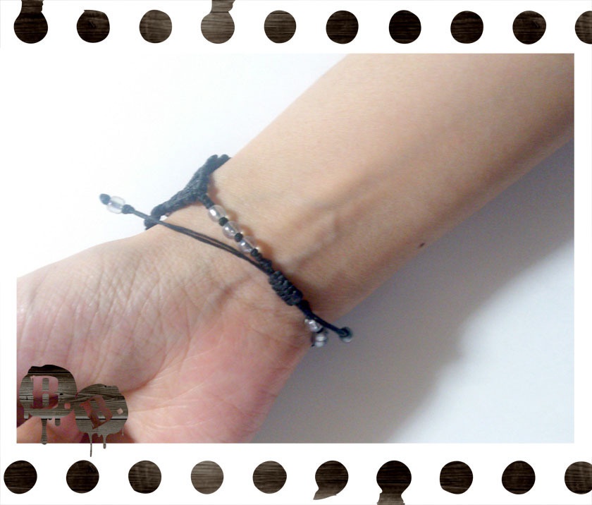 番の蝶蜂ブレスレット【ローズオーラ】【ブラックコード】【ハンドメイドアクセサリー】