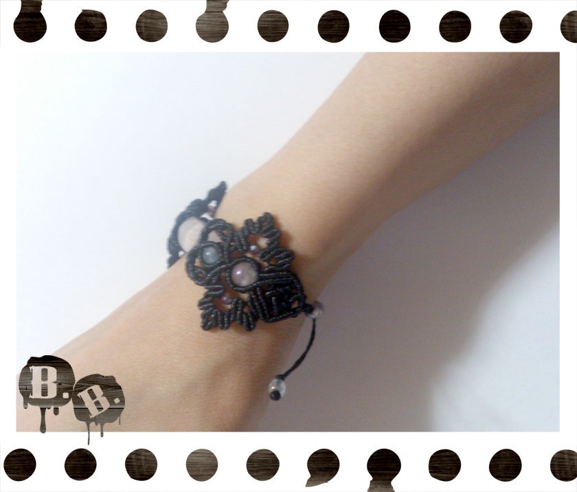 番の蝶蜂ブレスレット【ローズオーラ】【ブラックコード】【ハンドメイドアクセサリー】