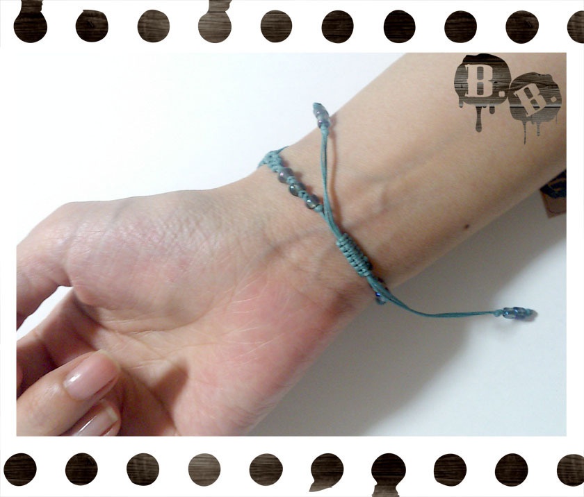 【アシンメトリー】蝶蜂のブレスレット【シルバーパープルオーラ】【ブルーグリーンコード】【ハンドメイドアクセサリー】