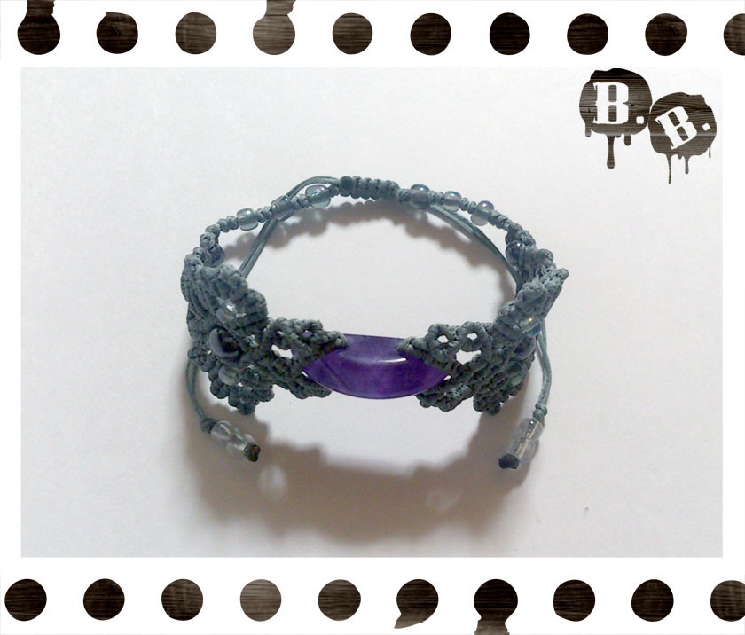 番の蝶蜂ブレスレット【ヘマタイト】【グレーコード】【ハンドメイドアクセサリー】