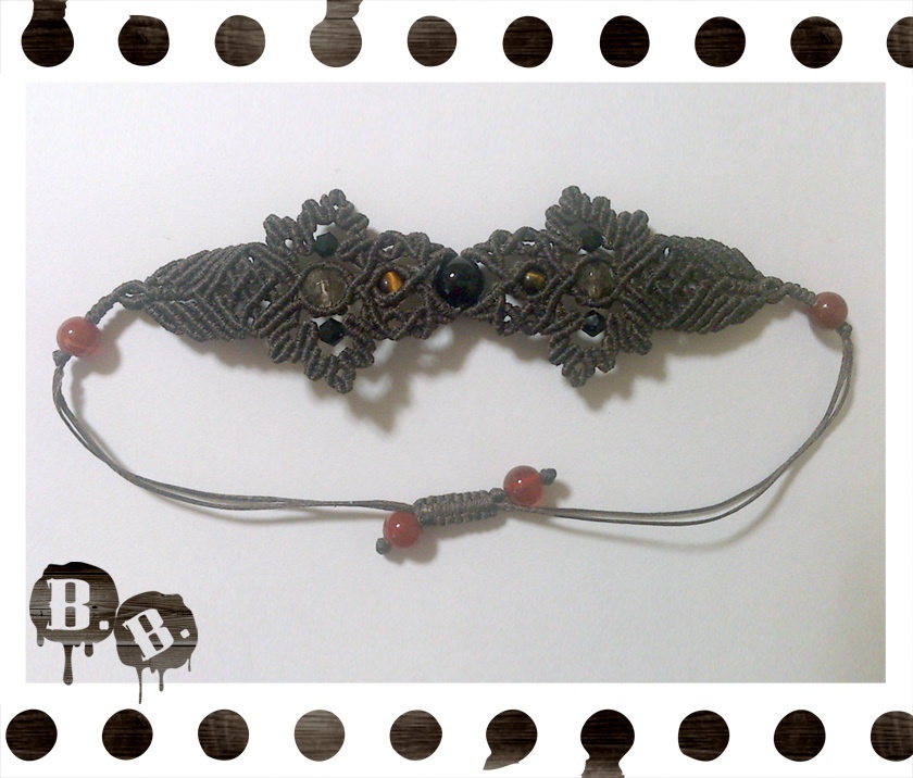 番の蝶蜂ブレスレット【オニキス】【ブラウンコード】【ハンドメイドアクセサリー】