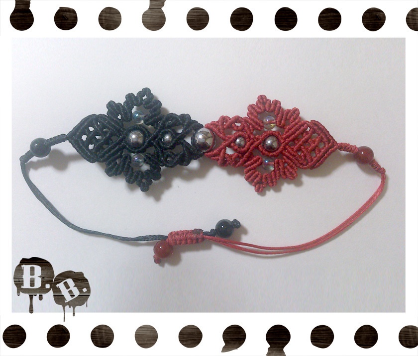 番の蝶蜂ブレスレット【ヘマタイトシルバー】【バイカラーコード】【ハンドメイドアクセサリー】