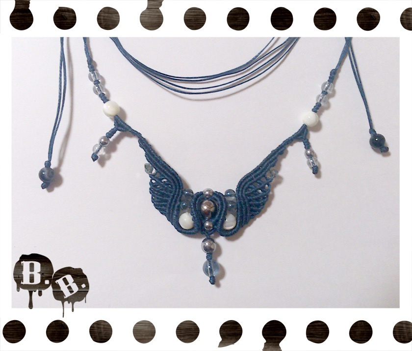 渦翼のネックレス【シルバーパープルオーラ】【ネイビーコード】【ハンドメイドアクセサリー】